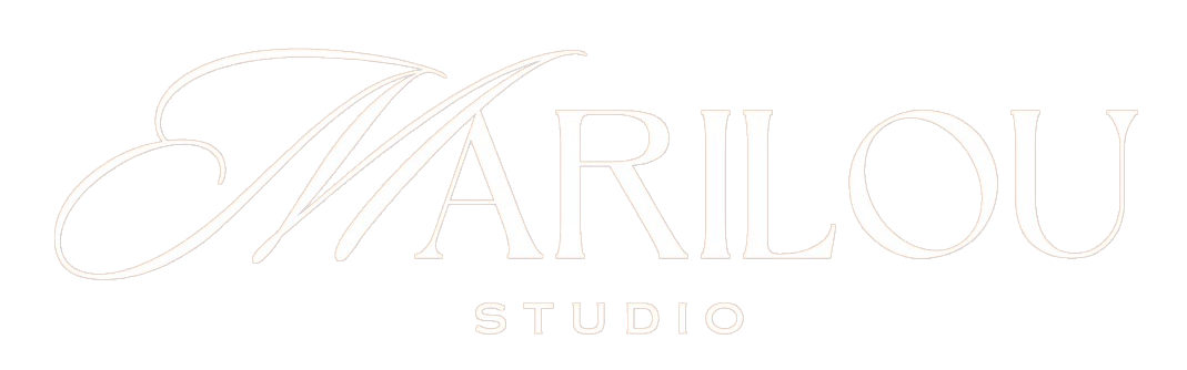 Logo élégant MARILOU STUDIO, identité visuelle de lestudiomarilou à Castelnaudary